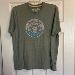 Howler Brothers men’s green short sleeve graphic t-shirt size medium
